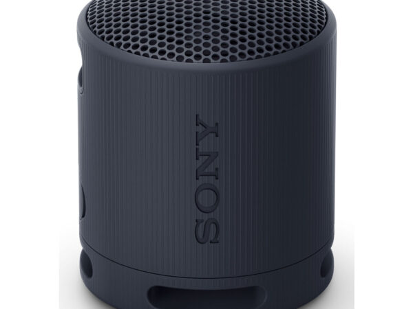 Sony SRS-XB100 - Speaker Wireless Bluetooth, portatile, leggero, compatto, da esterno, da viaggio, resistente IP67 impermeabile e antipolvere, batteria da 16 ore, cinturino versatile, chiamate in vivavoce - Nero