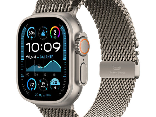 Apple Watch Ultra 2 GPS + Cellular 49mm Cassa in Titanio con Titanio Naturale Milanese Loop - S